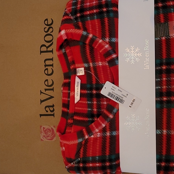 la Vie en Rose 2-Piece Micro Polar Fleece PJ Gift Set - Picture 3 of 5